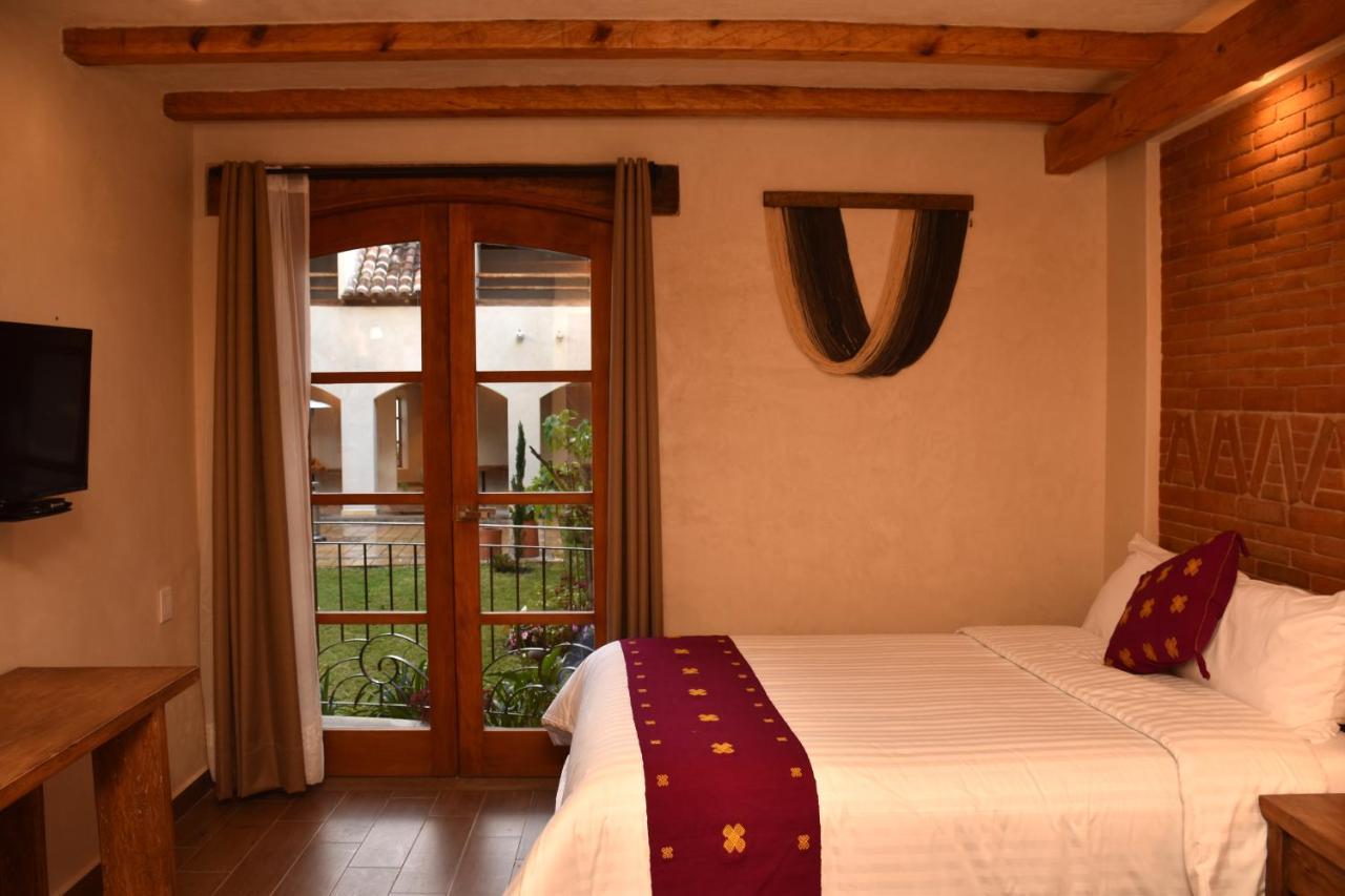 Hotel Junvay San Cristóbal de Las Casas エクステリア 写真