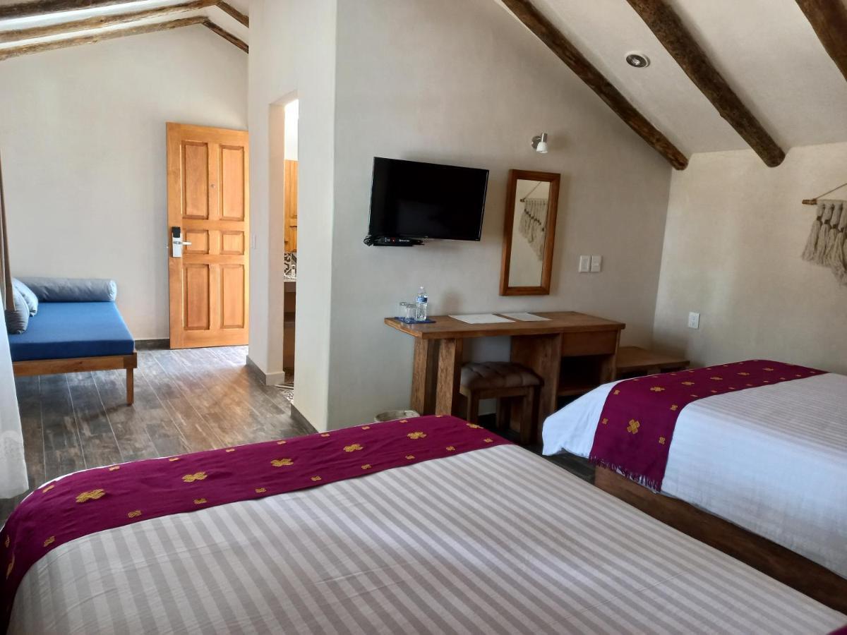 Hotel Junvay San Cristóbal de Las Casas エクステリア 写真
