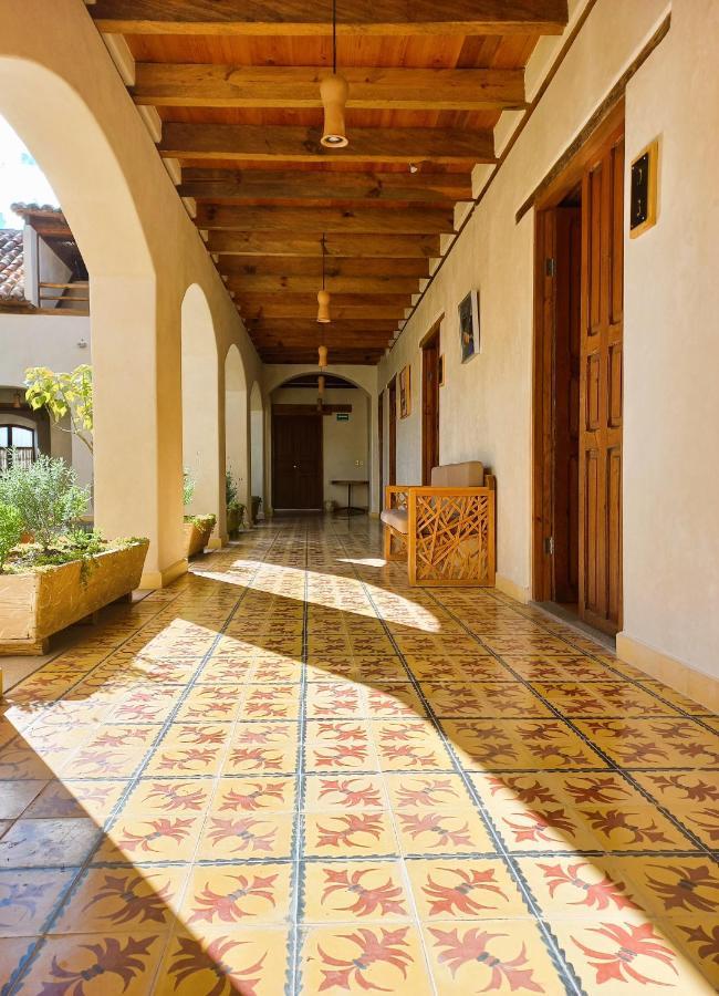 Hotel Junvay San Cristóbal de Las Casas エクステリア 写真